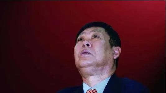 从如日中天到锒铛入狱，健力宝的创始人做错了什么？