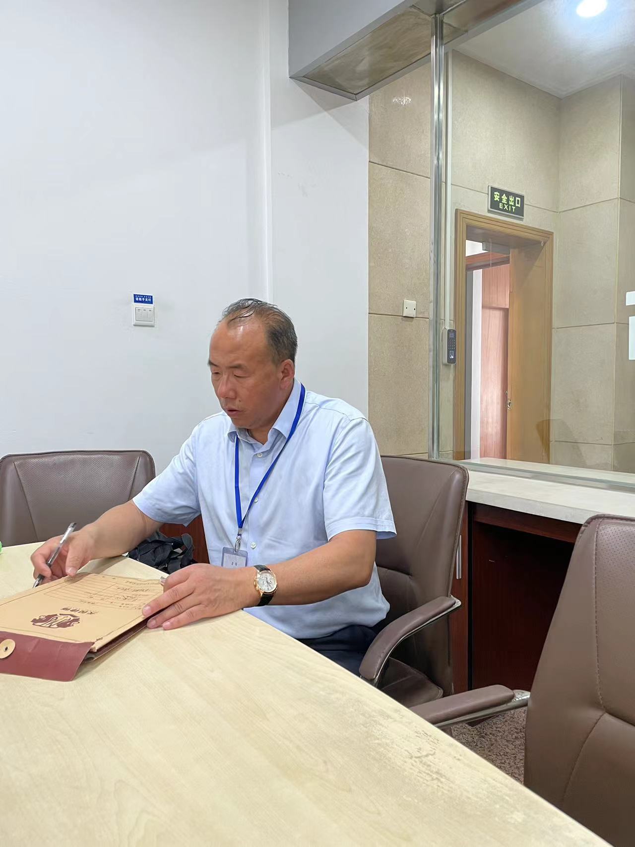 2023年7月6日，天倪律所蚂蚁刑辩团队律师张志华在江苏省镇江市中级人民法院开庭。