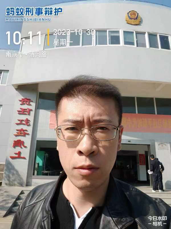 2023年10月30日，天倪律所蚂蚁刑辩团队律师王鑫就覃某诈骗案（马来西亚电信诈骗）在南京第二看守所陪同签署认罪认罚具结书。