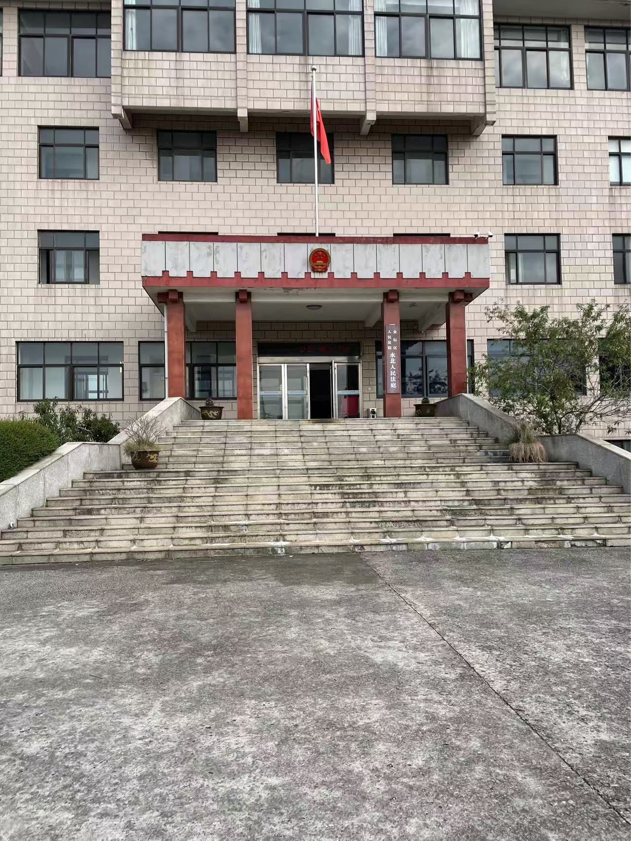2024年10月25日，天倪律所蚂蚁刑辩团队律师胡春燕前往金坛区人民法院就某案件开庭。