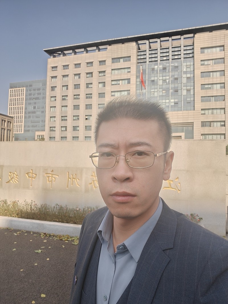 2024年11月27日，天倪律所蚂蚁刑辩团队律师王鑫前往苏州市中级人民法院就宋某买卖合同纠纷案开庭