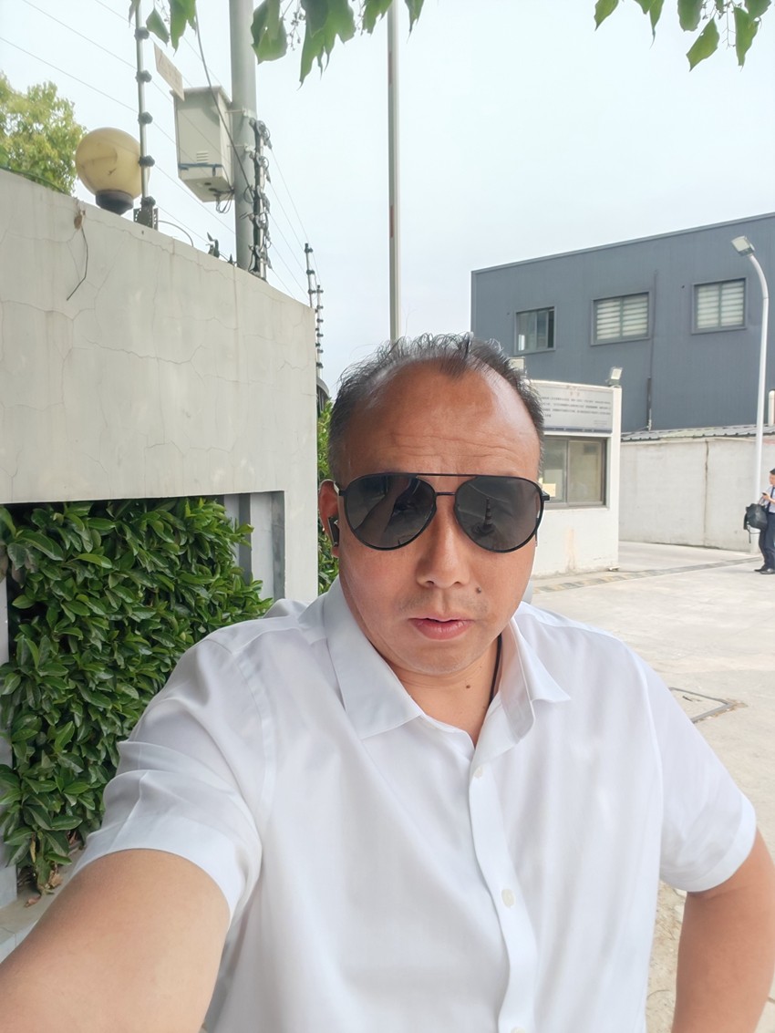 2025年4月30日，天倪律所蚂蚁刑辩团队律师张志华前往上海市长宁区看守所会见诈骗案上诉人徐某