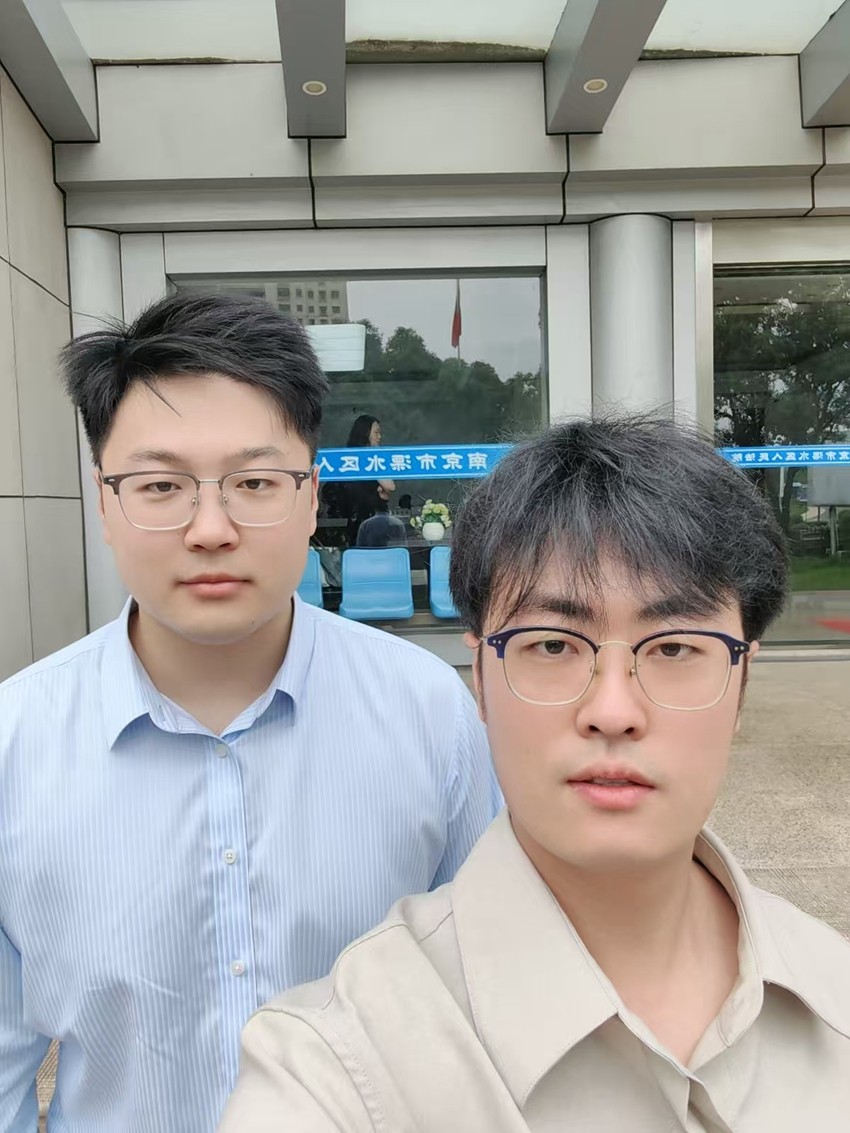 2025年6月19日，天倪律所蚂蚁刑辩团队律师贾子巍、王任驰（实习）前往南京市溧水区人民法院就钟某诈骗案、偷越国（边）境案开庭
