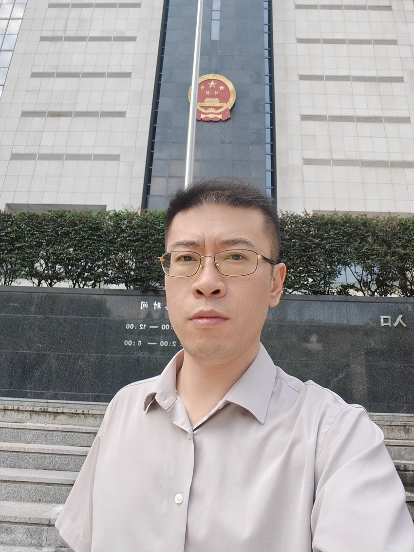 2025年6月24日，天倪律所蚂蚁刑辩团队律师王鑫前往南京市中级人民法院就某民间借贷案件开庭